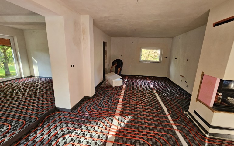 Instalace Podlahového Topení v Chemnitzu, Německo